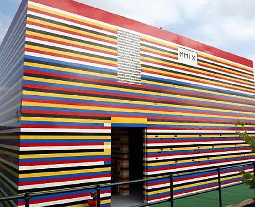 Largest Life-Size House Made from LEGO Bricks